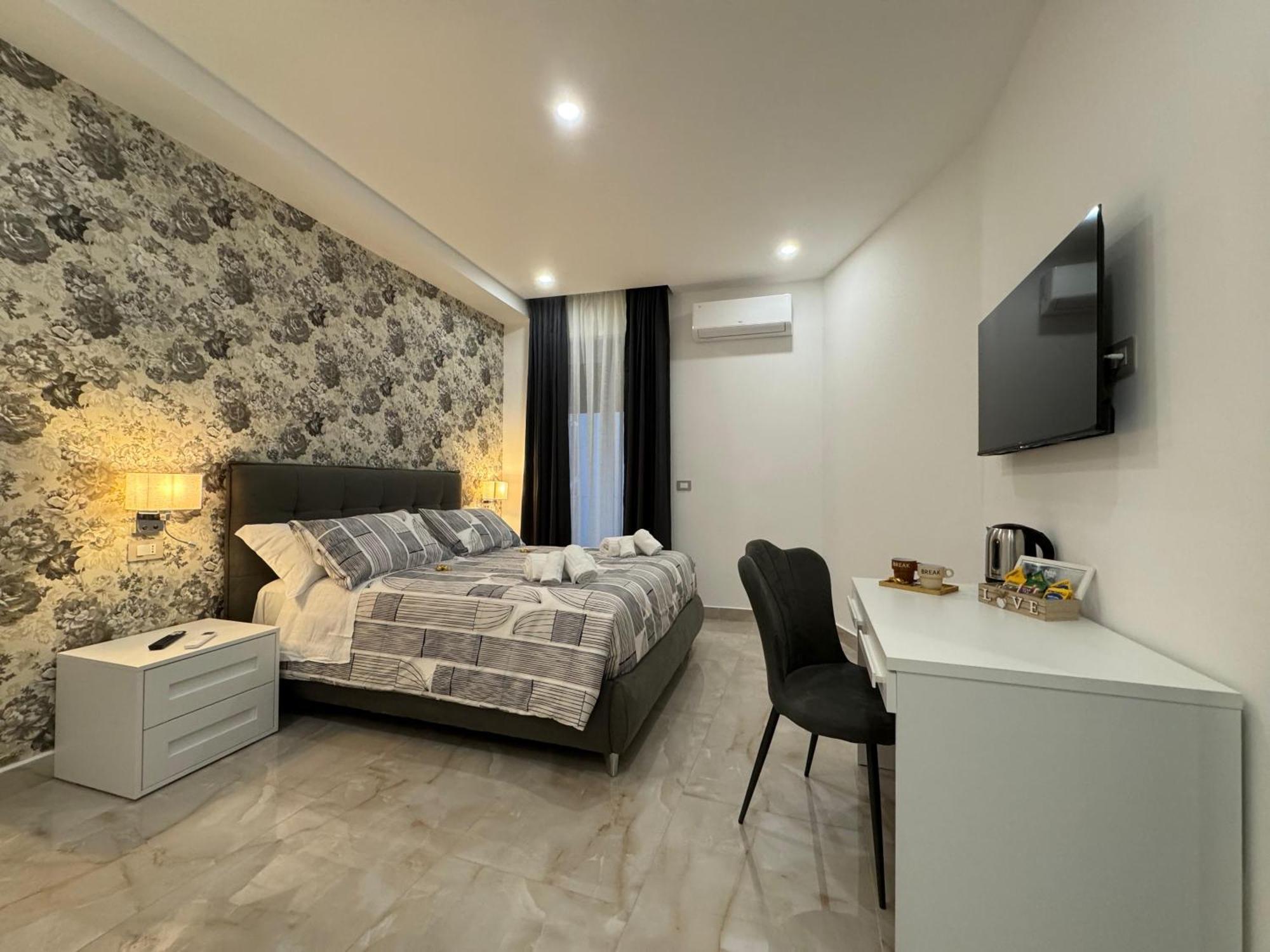 Murolo's Guest house Naples